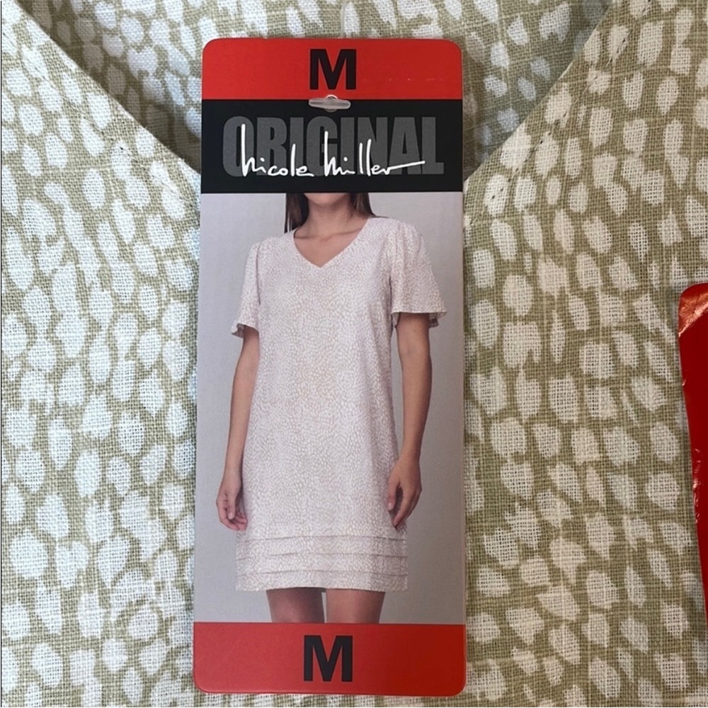 Nicole Miller Linen Blend Shift Dress.  Medium. NWT.